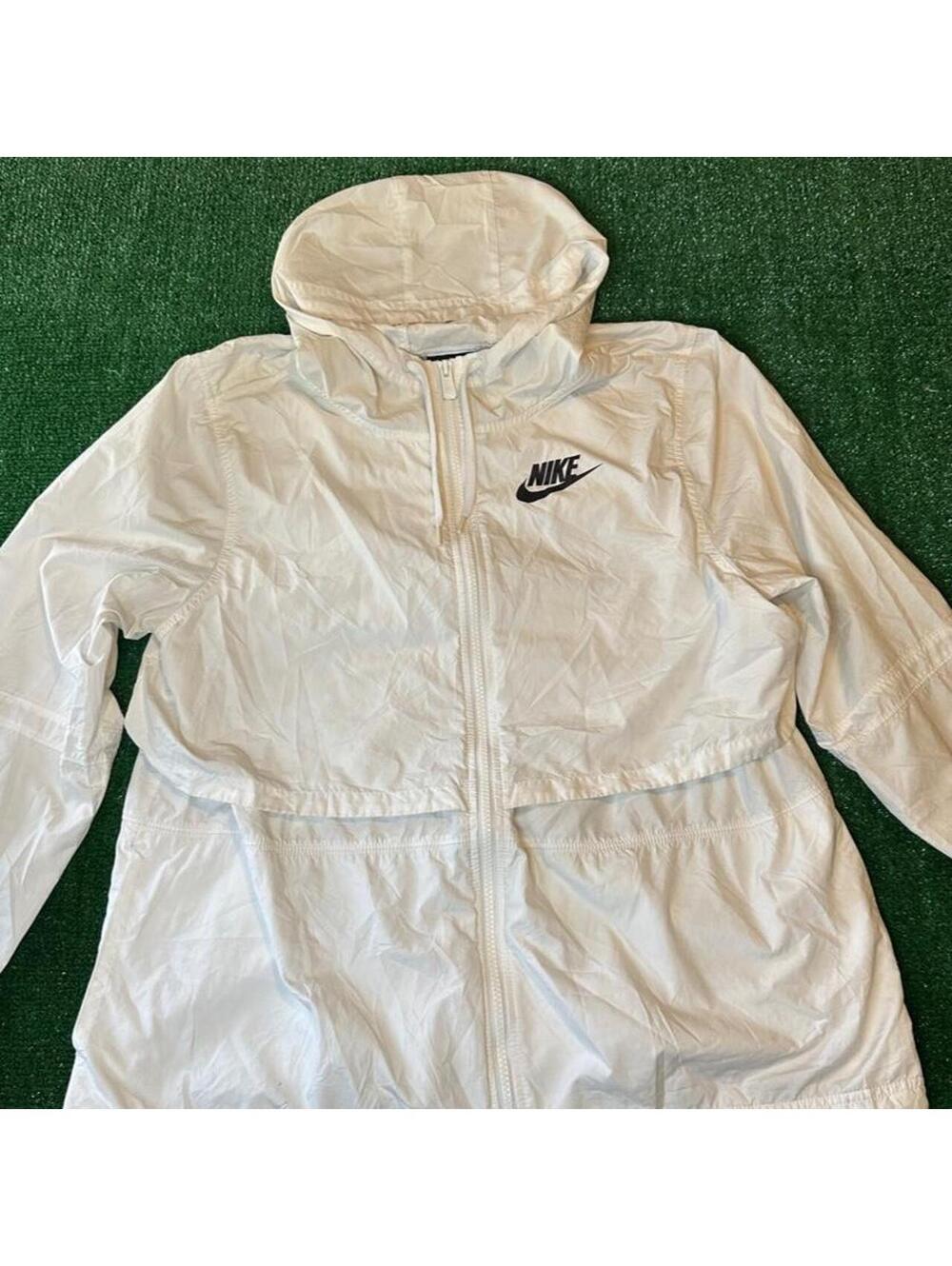 Nike women’s Windbreaker triple white
